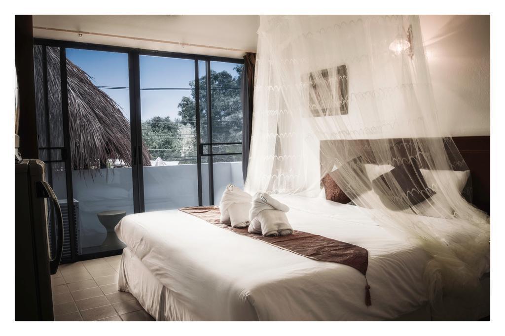 Palada Guesthouse HHQ Quarto foto